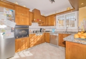 Chalet independiente con terreno en venta en la España, Maracena, ref: TR412443 foto