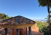 Отдельно стоящий дом с участком на продажу в городе Torremolinos Фото