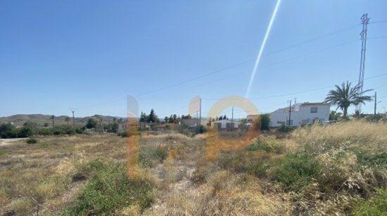 Almería - Huércal-Overa - 6662m2