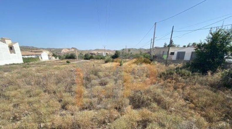 Almería - Huércal-Overa - 6662m2
