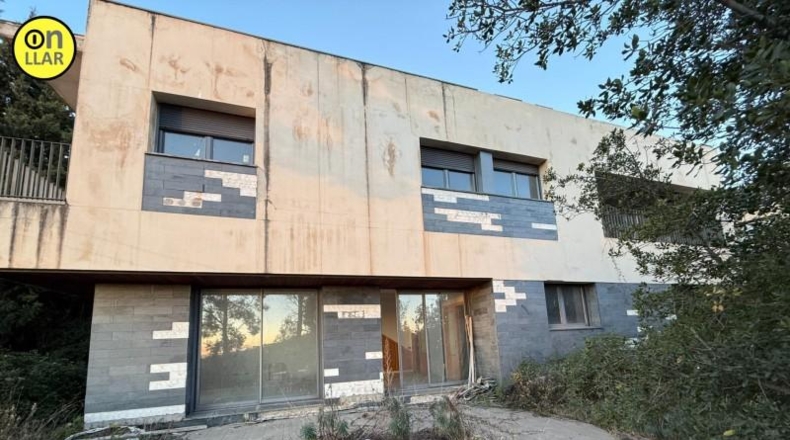 Barcelona - l'Ametlla del Vallès - 834m2