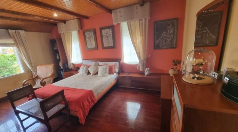 Pontevedra - Sanxenxo - 1057m2