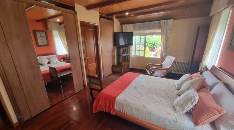 Pontevedra - Sanxenxo - 1057m2