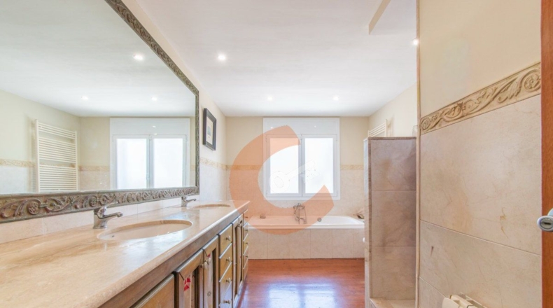 Tarragona - Banyeres del Penedès - 542m2