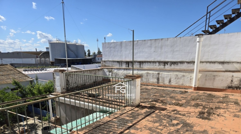 Sevilla - Pilas - 224m2