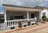 Casa de poble en venda a la España, La Carlota, ref.: TR412584 foto