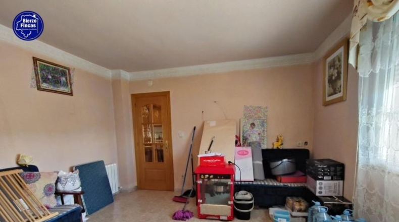 León - Villablino - 2292m2
