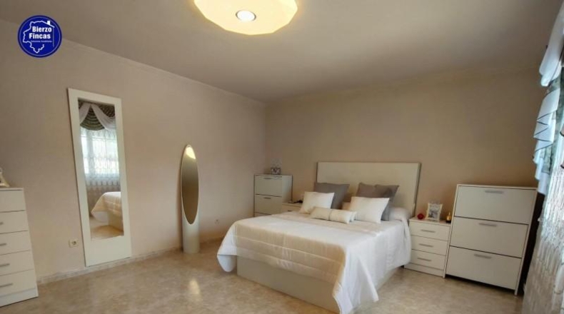 León - Villablino - 2292m2