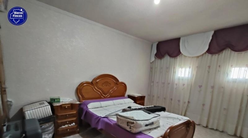 León - Villablino - 2292m2