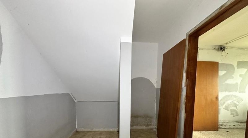 Жирона - Bescanó - 844m2