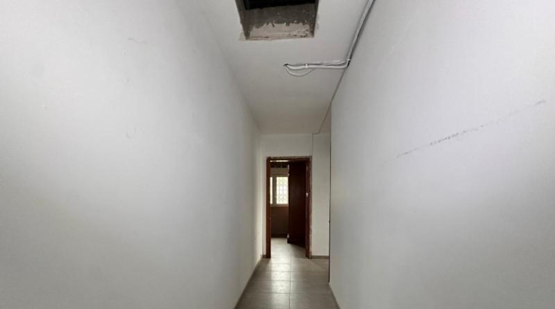 Жирона - Bescanó - 844m2