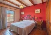 Chalet independiente con terreno en venta en la España, La Línea de la Concepción, ref: TR412598 foto