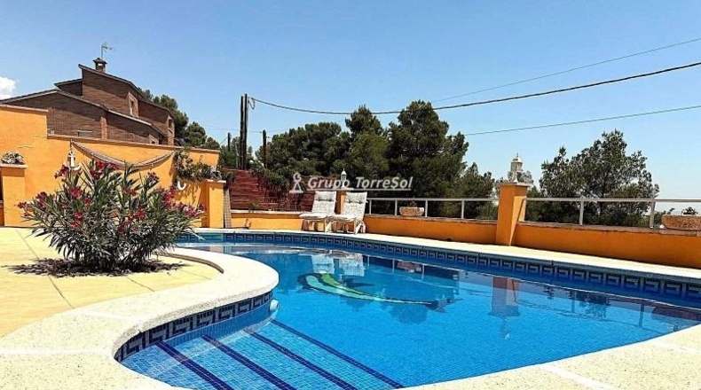 Таррагона - la Bisbal del Penedès - 457m2