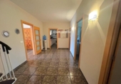 Отдельно стоящий дом с участком на продажу в городе la Bisbal del Penedès Фото