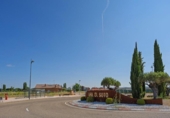 Chalet independiente con terreno en venta en la España, Aldeamayor de San Martín, ref: TR247852 foto