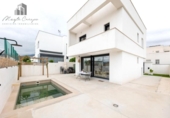 Village house for sale on España, La Zubia, ref: TR412644 photo