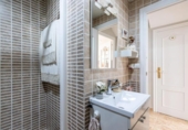 Casa de pueblo en venta en la España, Terrassa, ref: TR412643 foto