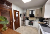 Chalet independiente con terreno en venta en la España, Dos Hermanas, ref: TR412683 foto