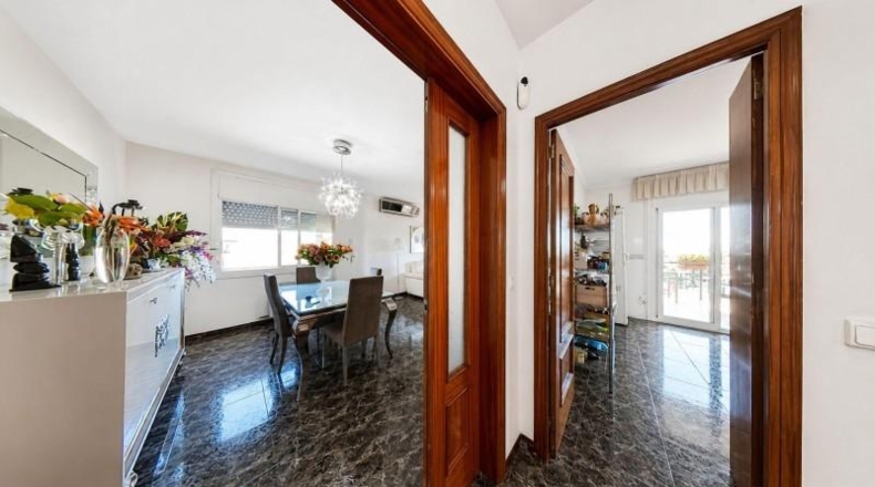 Барселона - Lliçà d'Amunt - 688m2