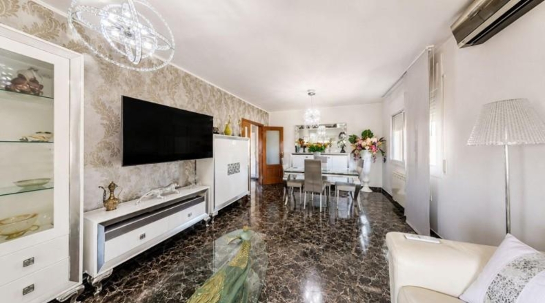 Барселона - Lliçà d'Amunt - 688m2