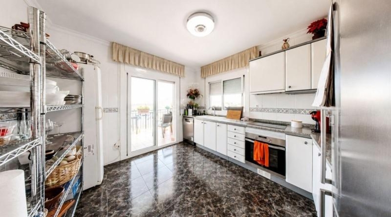 Барселона - Lliçà d'Amunt - 688m2