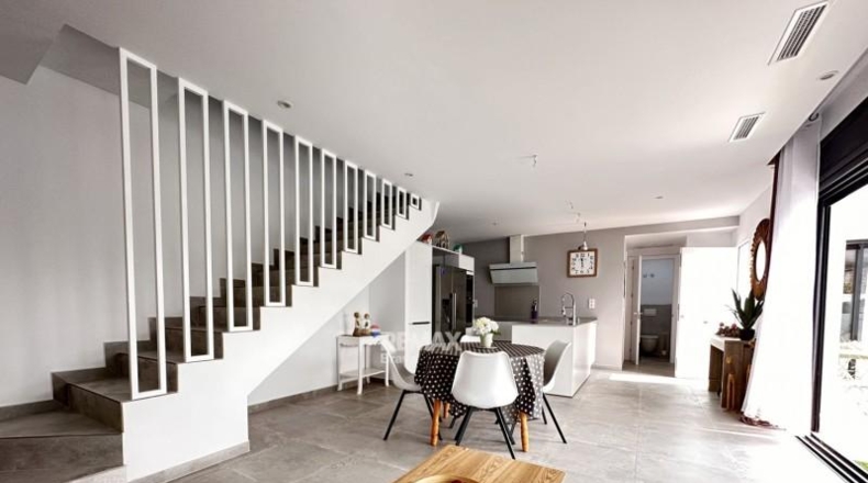 Жирона - Castelló d'Empúries - 238m2