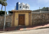 Xalet independent amb terreny en venda a la España, Torrevella, ref.: TR412671 foto