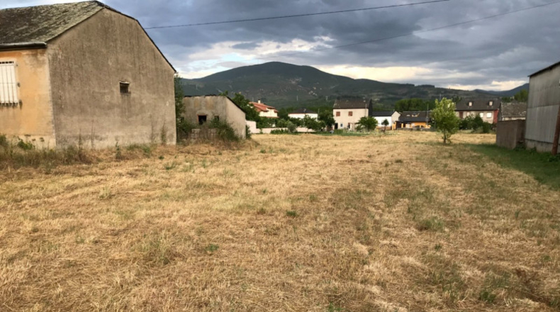 León - Ponferrada - 3300m2