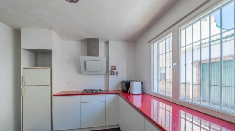 Granada - Peligros - 211m2