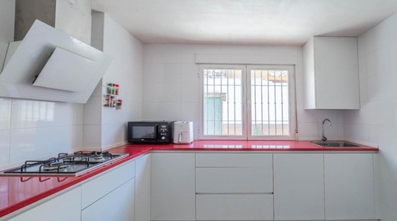 Granada - Peligros - 211m2