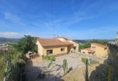 Chalet independiente con terreno en venta en la España, Fogars de la Selva, ref: TR408652 foto