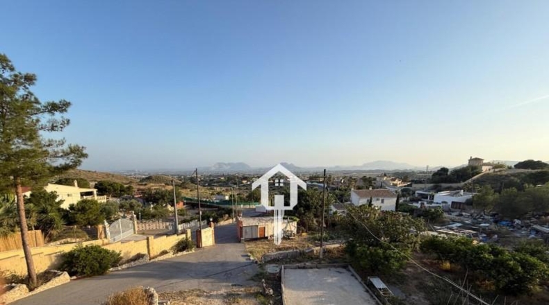 Alicante - Sant Vicent del Raspeig - 2762m2
