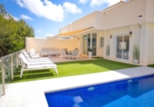 Chalet independiente con terreno en venta en la España, Orihuela, ref: TR412813 foto
