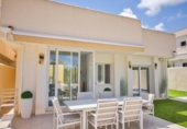 Chalet independiente con terreno en venta en la España, Orihuela, ref: TR412813 foto