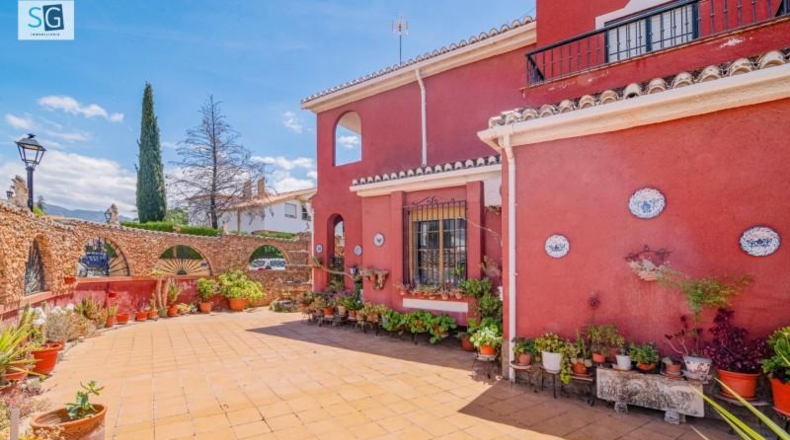 Granada - Ogíjares - 497m2