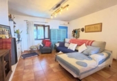 Chalet independiente con terreno en venta en la España, Benahavís, ref: TR412912 foto