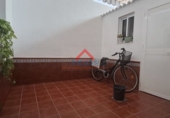 Chalet adosado con terreno en venta en Utrera ref: TR412850 foto