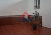 Chalet adosado con terreno en venta en Utrera ref: TR412850 foto