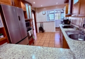 Chalet independiente con terreno en venta en la España, Fuengirola, ref: TR412907 foto