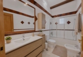 Chalet independiente con terreno en venta en la España, Fuengirola, ref: TR412907 foto