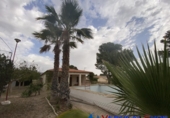 Chalet independiente con terreno en venta en Caudete ref: TR252194 foto