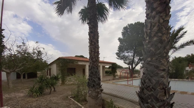 Albacete - Caudete - 979m2