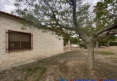 Chalet independiente con terreno en venta en Caudete ref: TR252194 foto