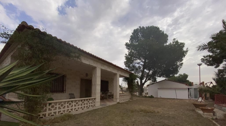 Albacete - Caudete - 979m2