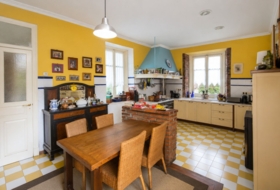Colindres 3706&nbsp;m²