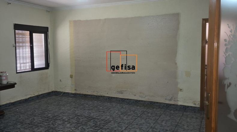 Ciudad Real - Valdepeñas - 420m2