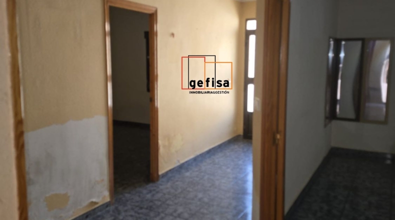 Ciudad Real - Valdepeñas - 420m2