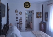 Villa con terreno en venta en Estepona ref: TR412905 foto
