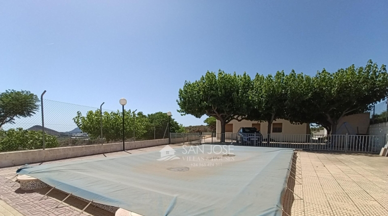 Alicante - Monforte del Cid - 11900m2