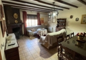 Chalet independiente con terreno en alquiler en la España, Baena, ref: TR398356 foto